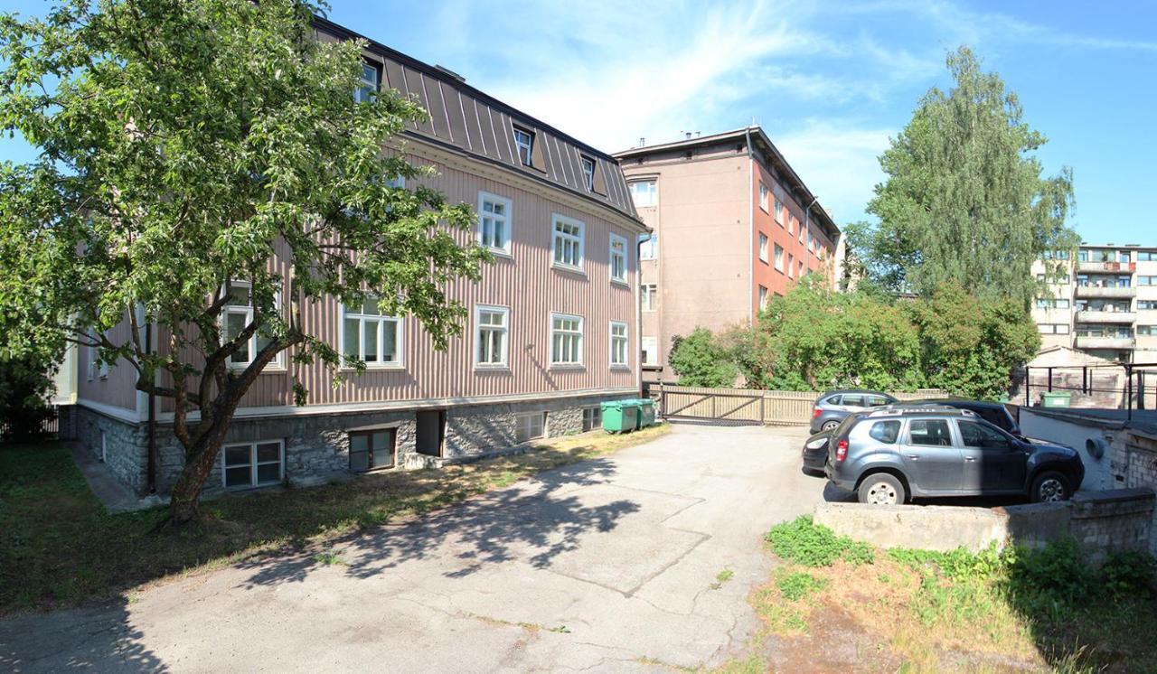 Quiet Kadriorg Street Daire Tallinn Dış mekan fotoğraf